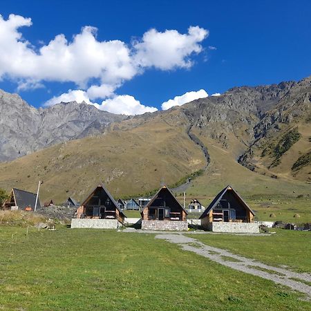 Kera Cottages Kazbegi Exterior photo