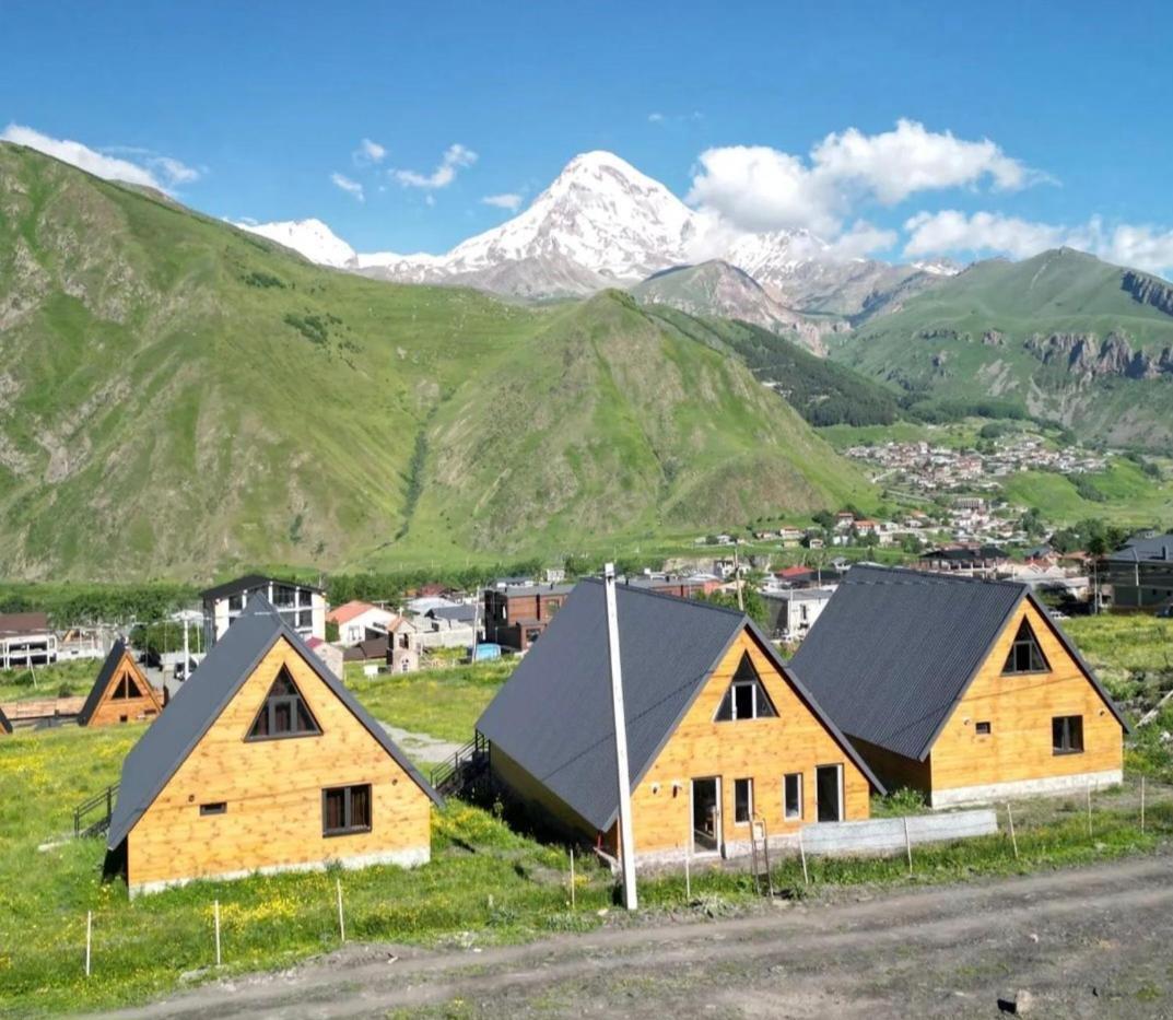 Kera Cottages Kazbegi Exterior photo
